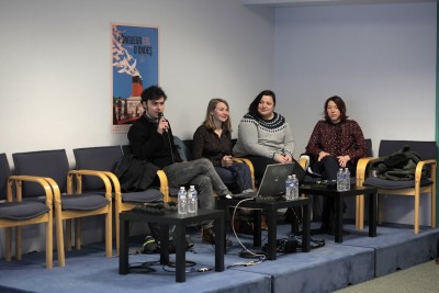 Écoutes et discussions autour de la collection radiophonique « Avoir 15 ans en Bretagne »