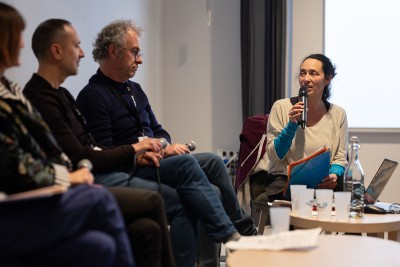 Faire communauté par la radio