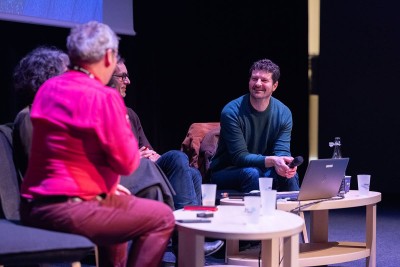 Usage des archives inédites dans le documentaire sonore