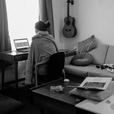 Vis-à-vis de soi : récit d’une intimité